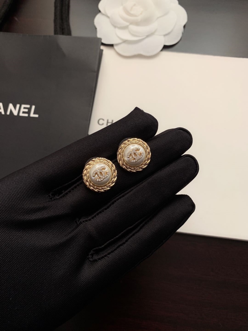 Ch**el earrings